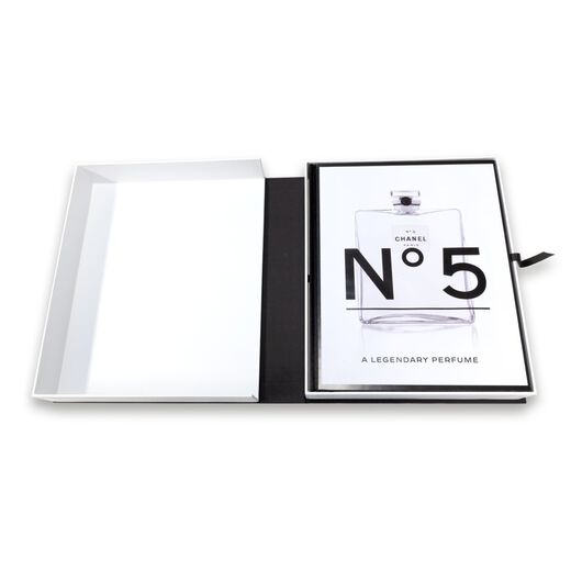 CHANEL No 5 (hardback)